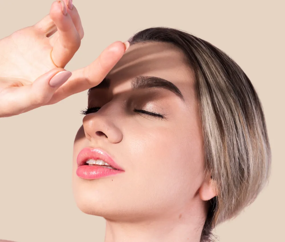 russian lip filler treatments pic_7 Get a non-surgical rhinoplasty or liquid nose job injection in Dubai at Eclipse Aesthetic Clinic